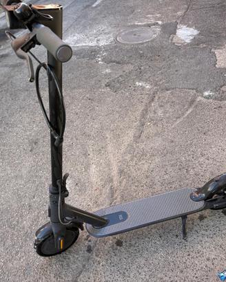 Monopattino elettrico Xiaomi