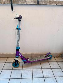 Monopattino per bambini marca Oxelo (Decathlon)