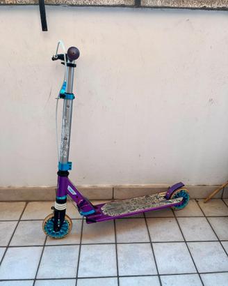Monopattino per bambini marca Oxelo (Decathlon)