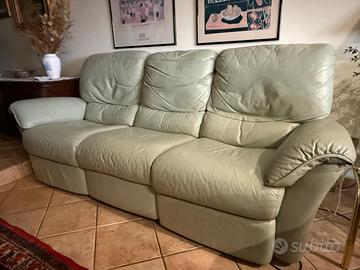 DIVANO IN PELLE VERDE CHIARO (divani&divani)