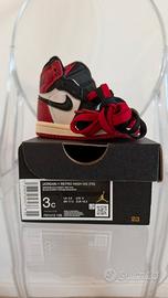 Nike Jordan 1 Retro High OG “Black Toe” tg. 18,5