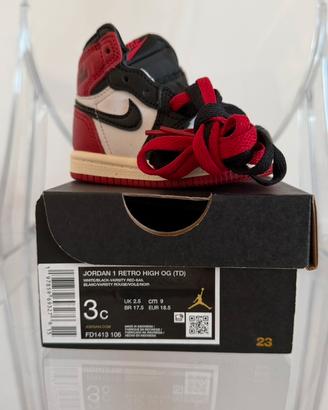 Nike Jordan 1 Retro High OG “Black Toe” tg. 18,5