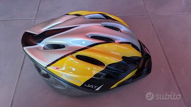 casco per bici monopattino bicicletta