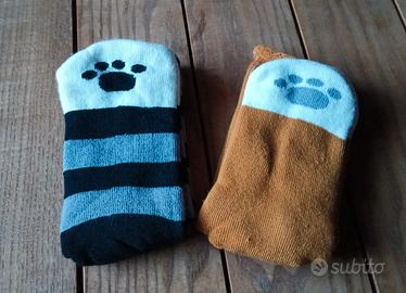 simpatici calzini a zampa di gatto