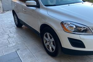 Volvo XC60  D3 AWD Geartronic Summum Full Optional