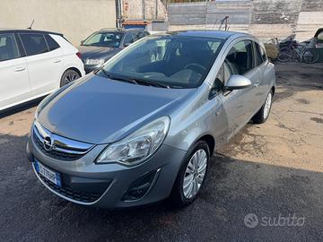 Opel corsa 1.2 benzina 86mila kilometri originali
