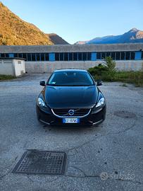 Volvo v40 1.6 114cv