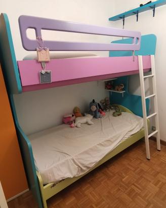 Letto a castello componibile con sistema a ribalta