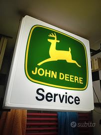Insegna John Deere