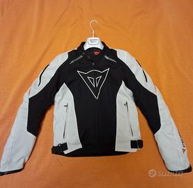 giacca moto danese con protezionei