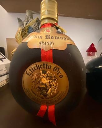 🥃 Vecchia Romagna Etichetta Oro – Brandy in ceram