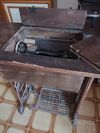 Macchina da cucire Singer 