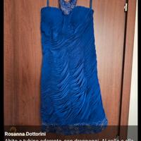 Abito a tubino drappeggiato