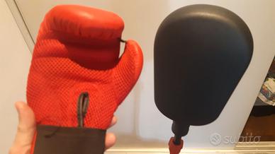 Punching ball bambino con guantoni
