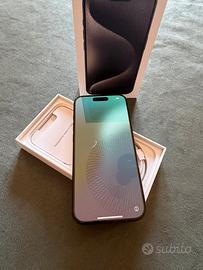 Apple Iphone 15 pro Black Titanium 1TB 1000 giga