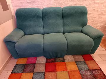 Divano con 2 relax elettrici 