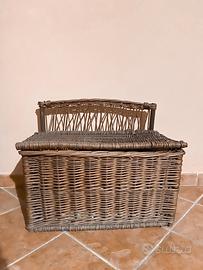 Panca contenitore in vimini marrone da interno