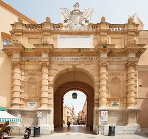 Bilocale vicino "Porta Garibaldi" - RISTRUTTURATO