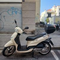 Scooter Peugeot
