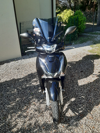 Scooter Honda SH150 ABS