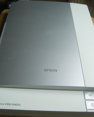 Epson Perfection V100 Photo