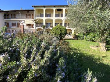 CASA SEMINDIPENDENTE A CHIAVERANO