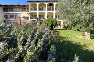 CASA SEMINDIPENDENTE A CHIAVERANO