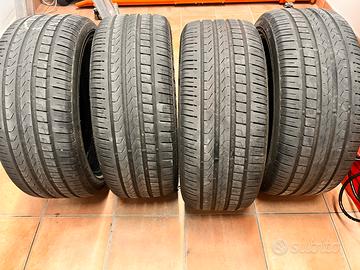 Gomme Pirelli 255/40/ R20
