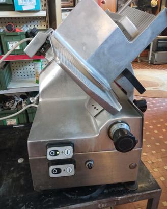 Affettatrice automatica Omega
