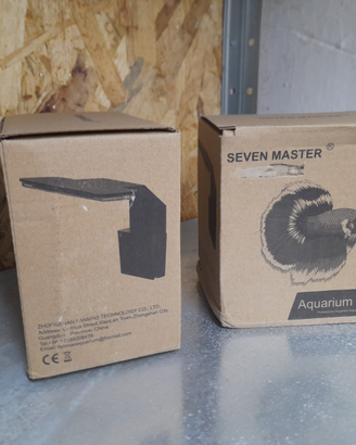 Lampade per mini acquari