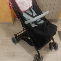 passeggino richiudibile con parasole 