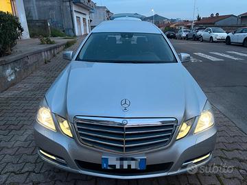 carro funebre Mercedes E250 
