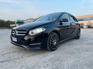Mercedes B180d