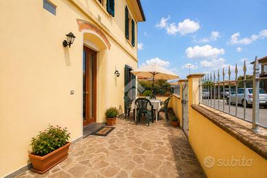 CASA SEMINDIPENDENTE A LAMPORECCHIO
