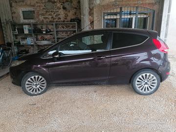 accessori vari Ford Fiesta del 2009 serie Titanium