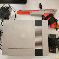 Nintendo NES - Anno 1985