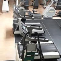 Attrezzature per palestra 