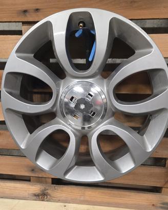 Cerchi in Lega Originali Fiat 500L R17
