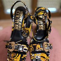 Scarpe eleganti da donna Versace Jeans Couture