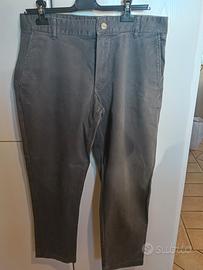 pantaloni grigi 