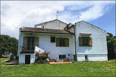 Porzione di Casa a Fondi