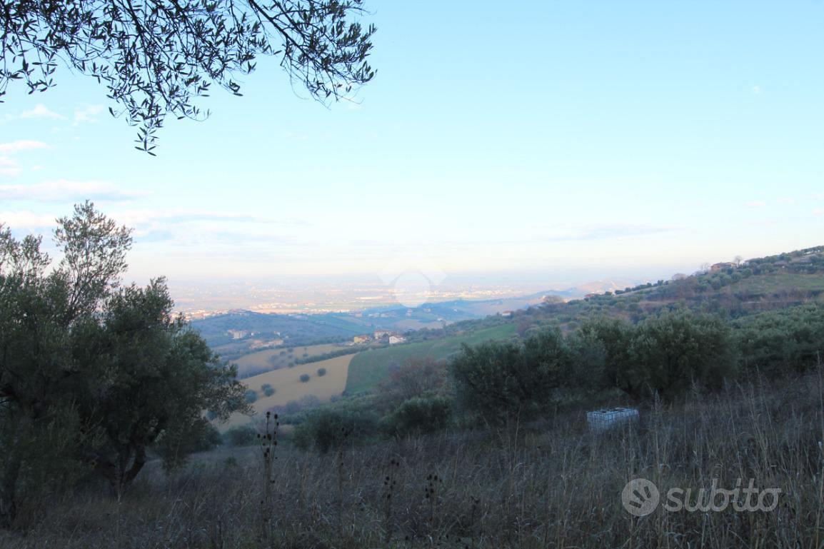 TER. RESIDENZIALE A CASTELLALTO - Vista 4
