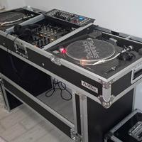 coppia Technics 1210 mk2 e Pioneer DJM 700