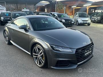 Audi TT Coupé 2.0 TFSI quattro S tronic line