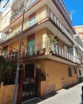 Svincolo gazzi, comodo trivani e servizi