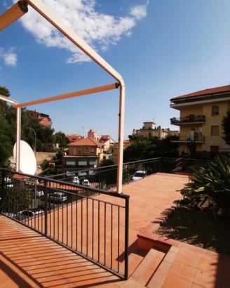 Appartamento Area esterna vivibile cuore Borgo
