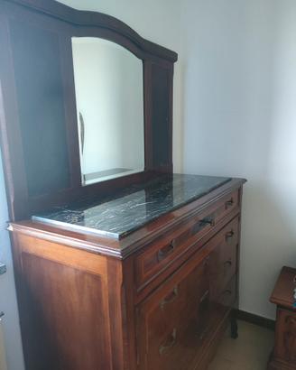 Cassettiera, comodini ,ecc