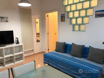 Bilocale uso transitorio Via Lattanzio, Bari