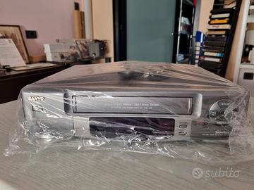 VIDEOREGISTRATORE VHS SANYO VHR-278EV