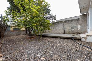 Area abitazione con loc. commerciale